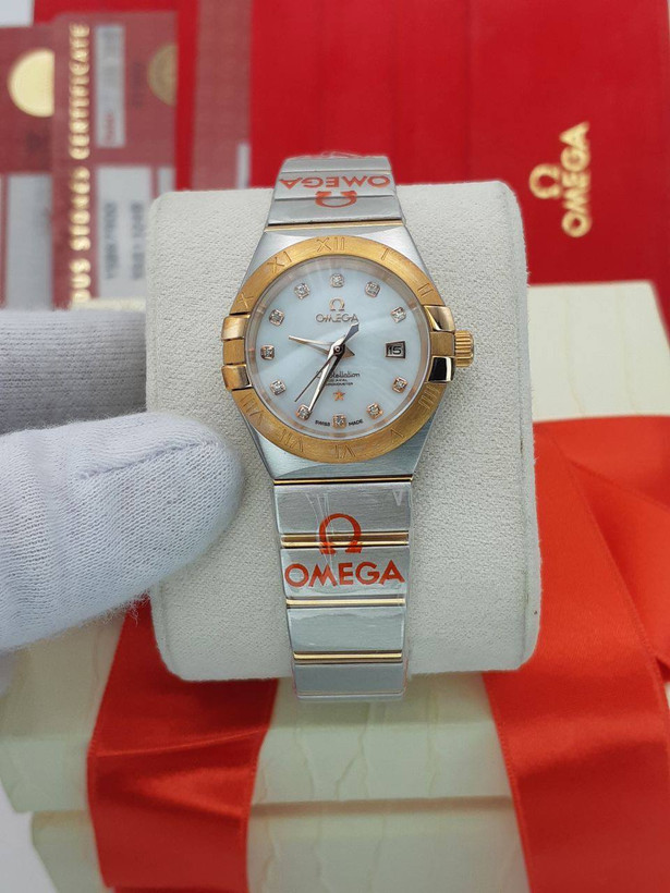 ساعت مچی زنانه امگا کانسلیشن رز گلد مدل 003800