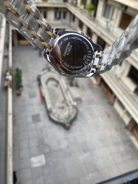ساعت مردانه تیسوت T035 طلایی نقره ای